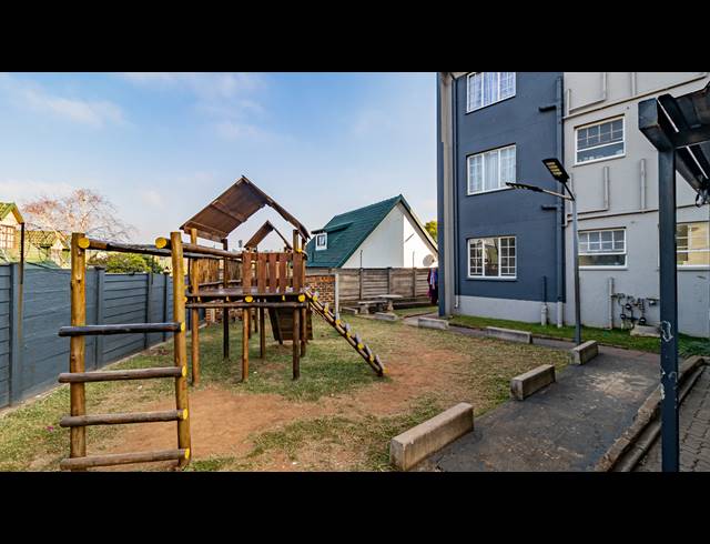 3 BEDROOM APARTMENT FOR SALE IN WELTEVREDEN PARK